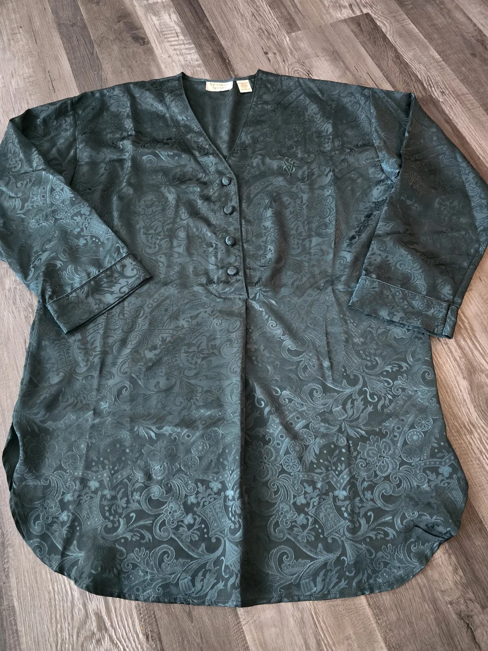 Vintage Victorias Secret Gold Label Oversized Satin Nightshirt Long Sleeve, M